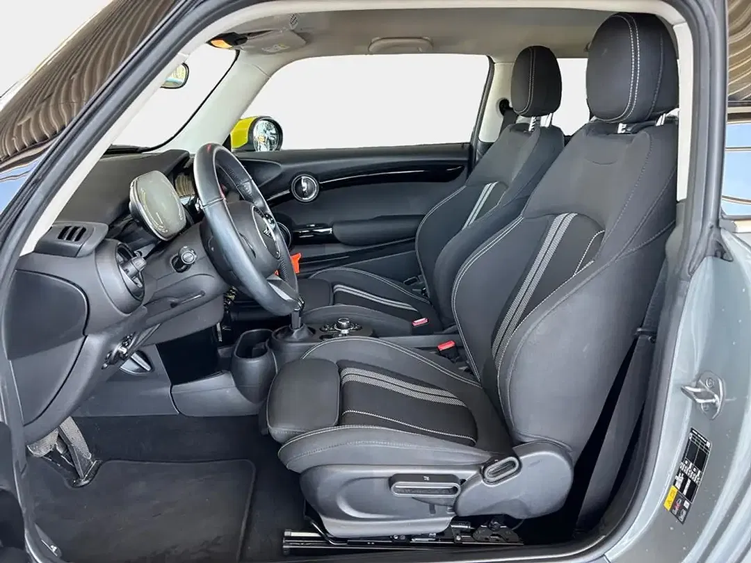 MINI Cooper SE Essential Trim - Thumbnail 10