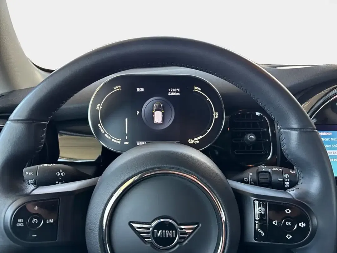 MINI Cooper SE Essential Trim - Thumbnail 13