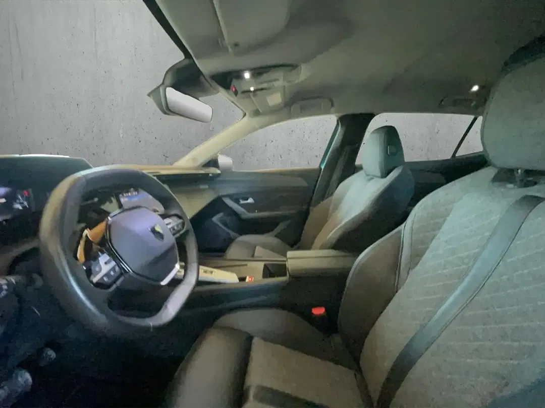 Peugeot 408 130 PureTech EAT8 Allure - Thumbnail 9