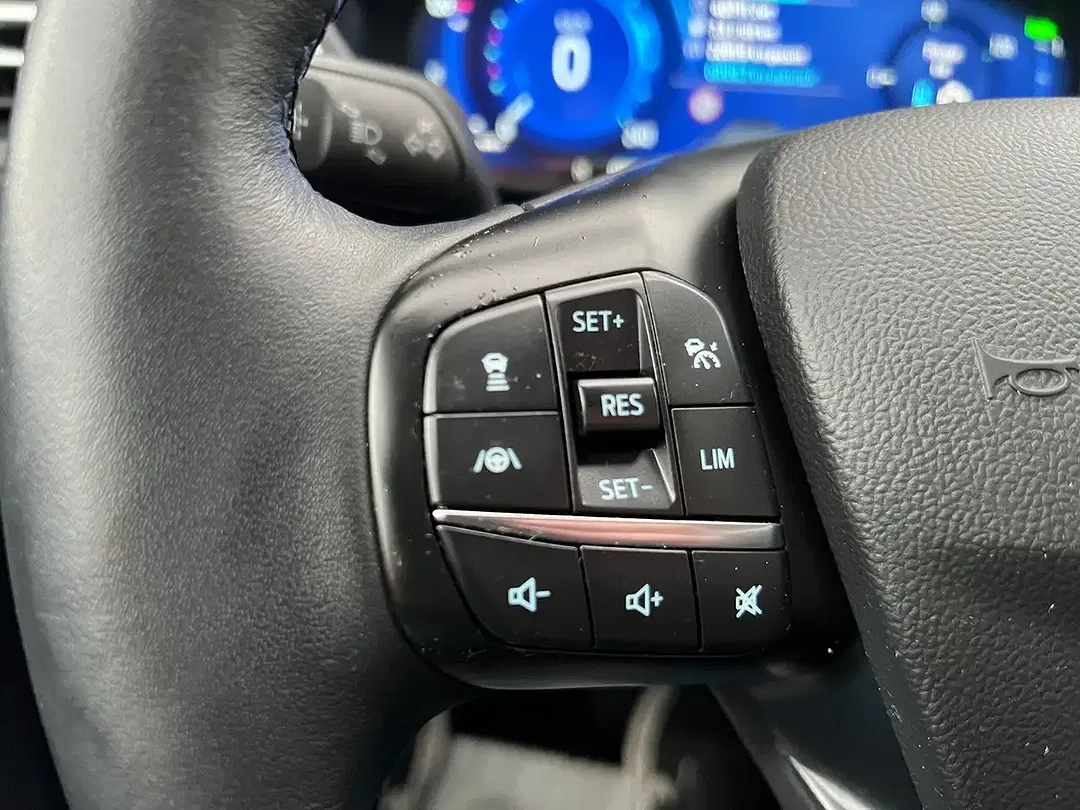 Ford Kuga PHEV Titanium - Thumbnail 12