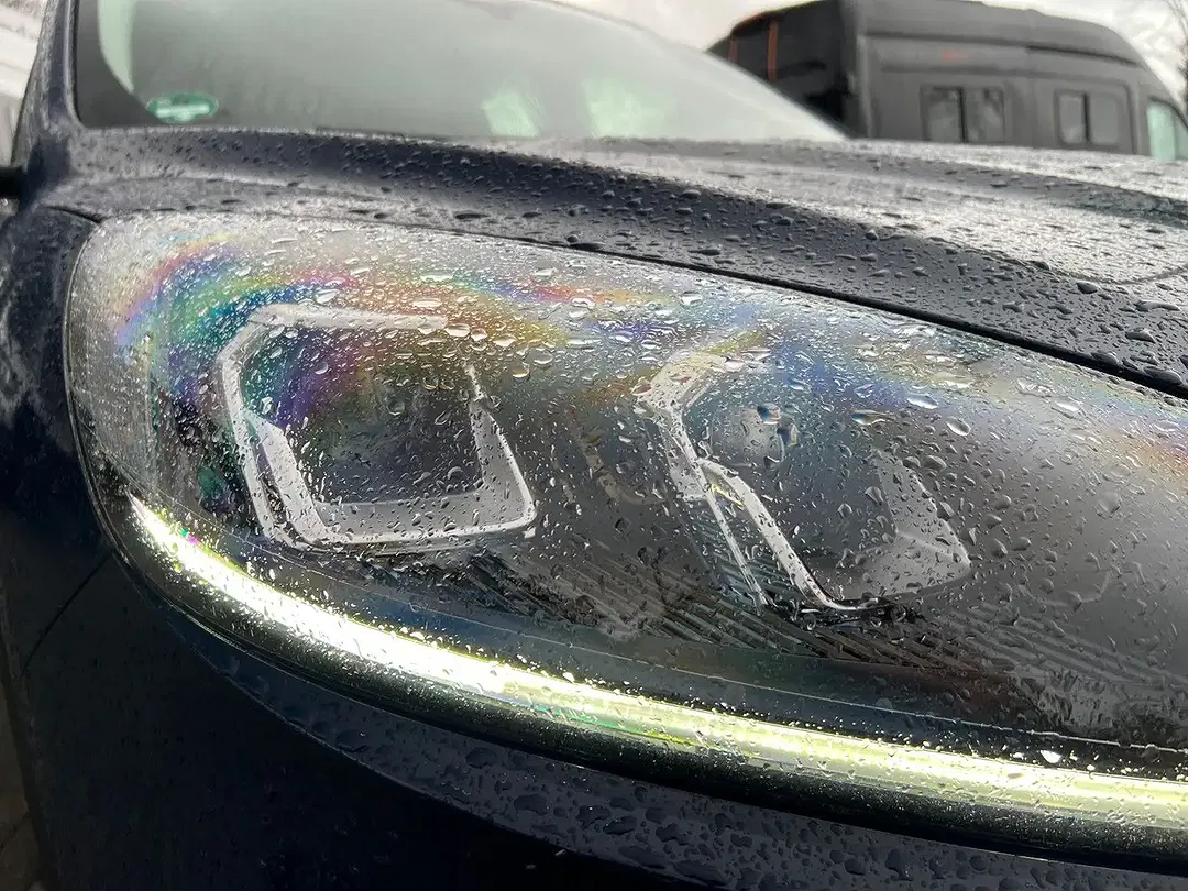 Ford Kuga PHEV Titanium - Thumbnail 9