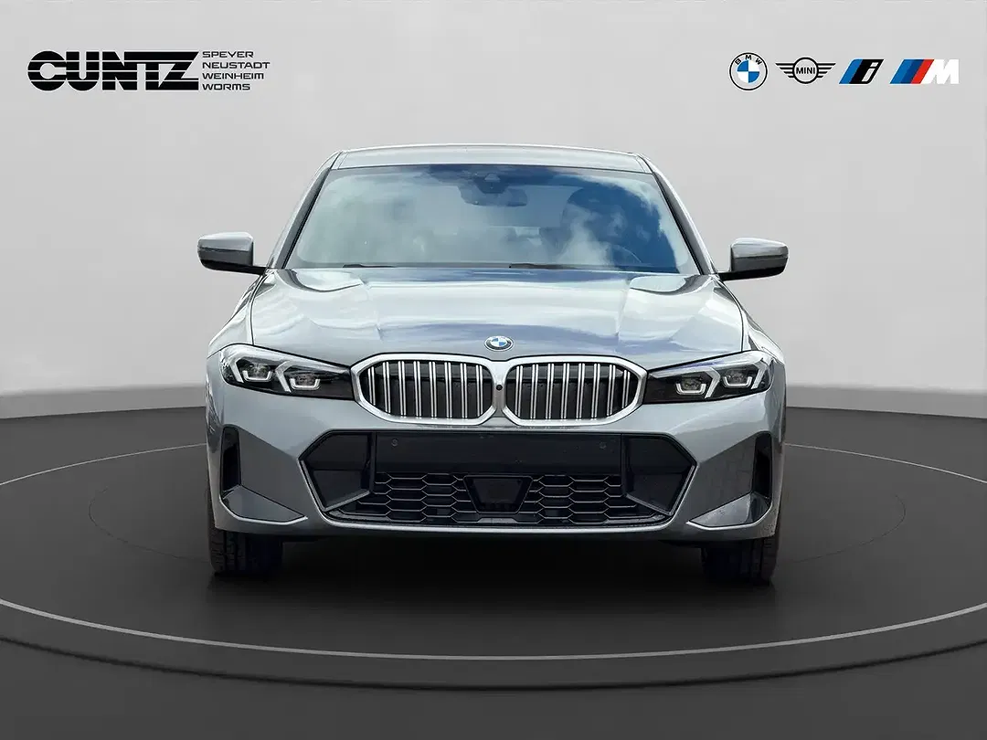 BMW 320 xDrive - foto 2