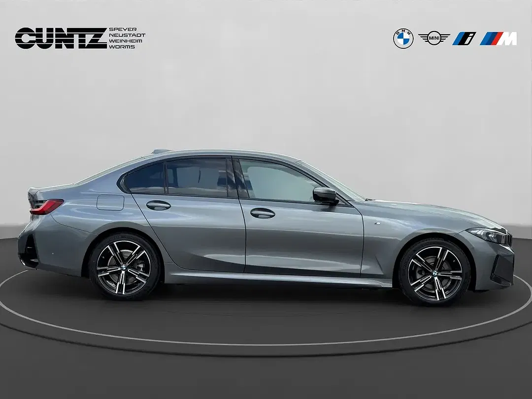 BMW 320 xDrive - Thumbnail 4