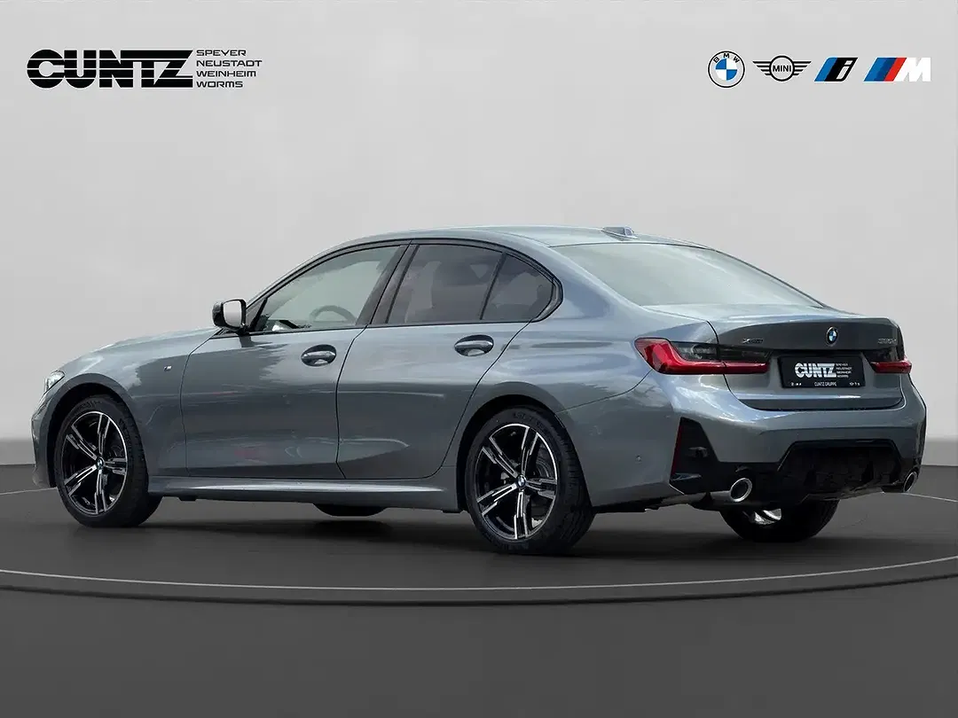 BMW 320 xDrive - Thumbnail 7