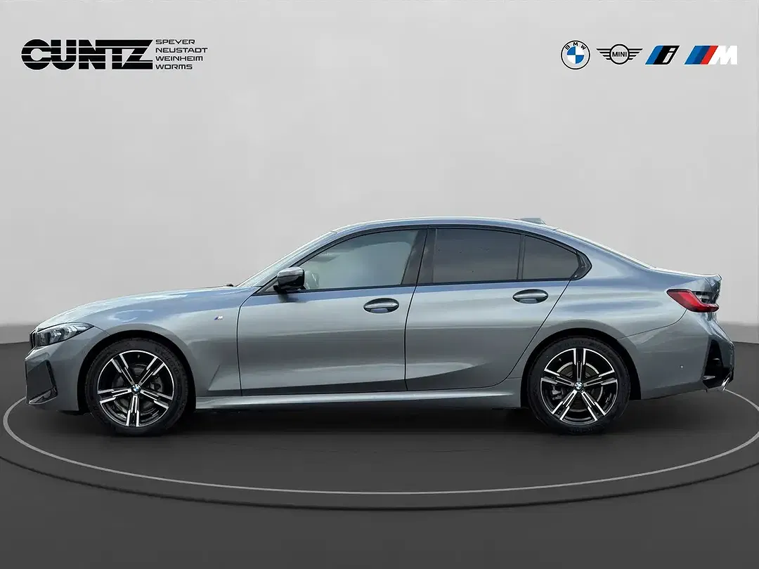 BMW 320 xDrive - Thumbnail 8