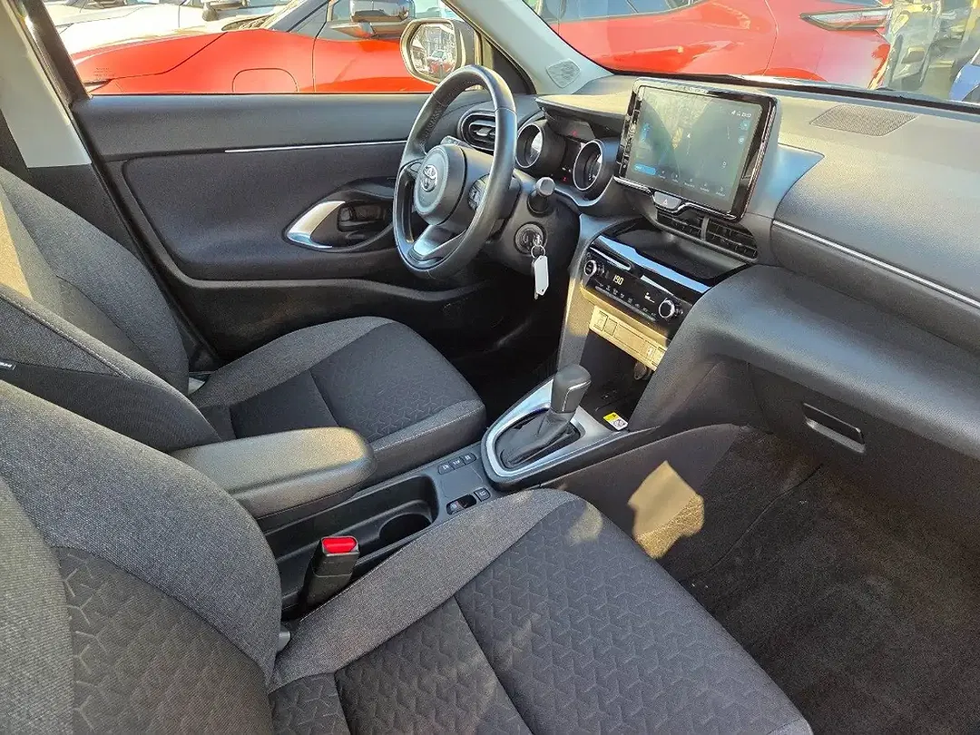 Toyota Yaris Cross 1.5 Hybrid Business Edition - Thumbnail 12