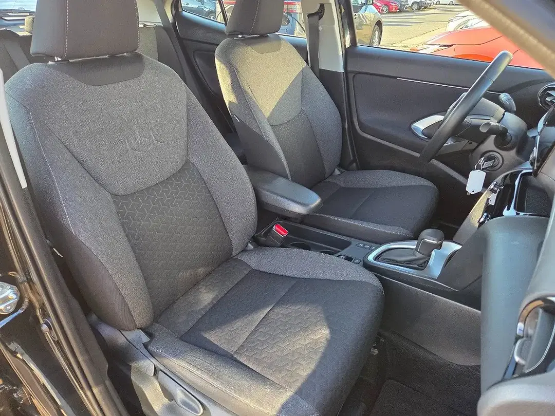 Toyota Yaris Cross 1.5 Hybrid Business Edition - Thumbnail 13