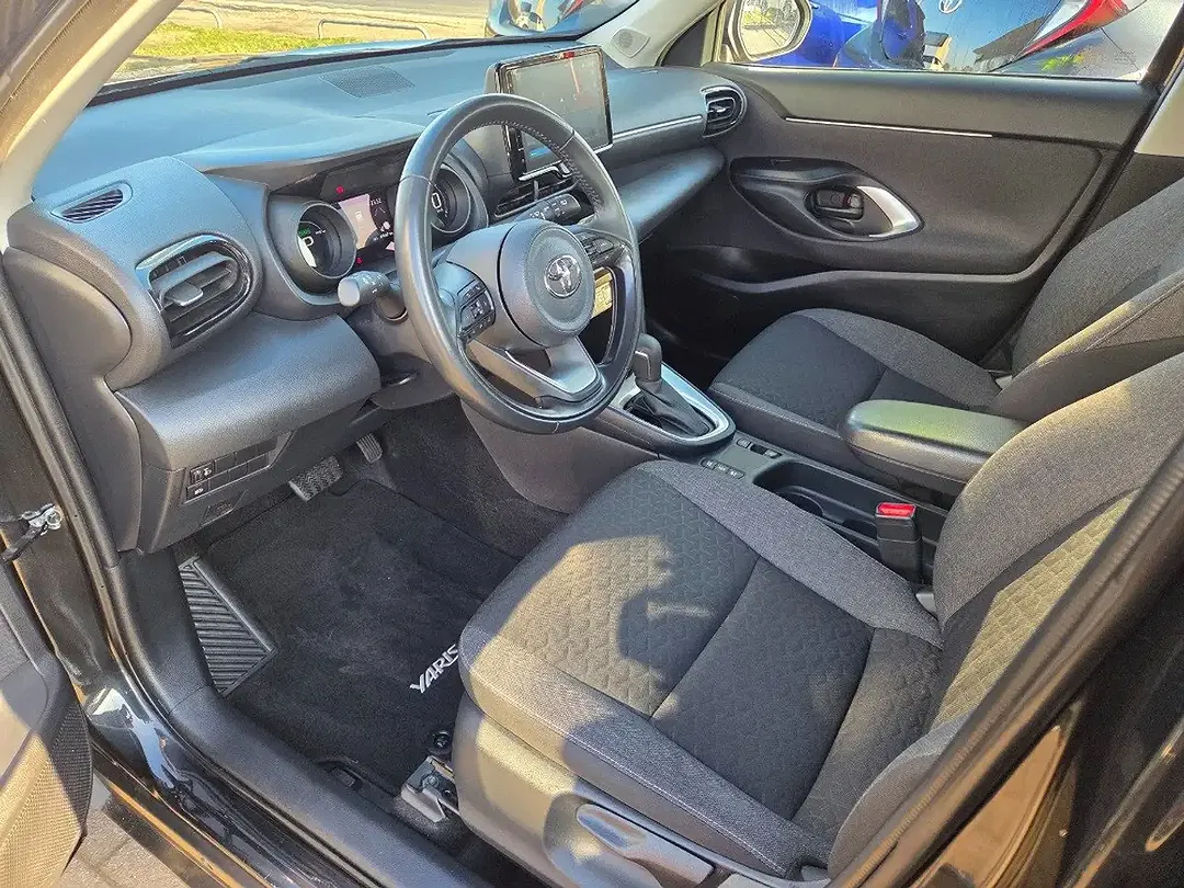 Toyota Yaris Cross 1.5 Hybrid Business Edition - Thumbnail 9