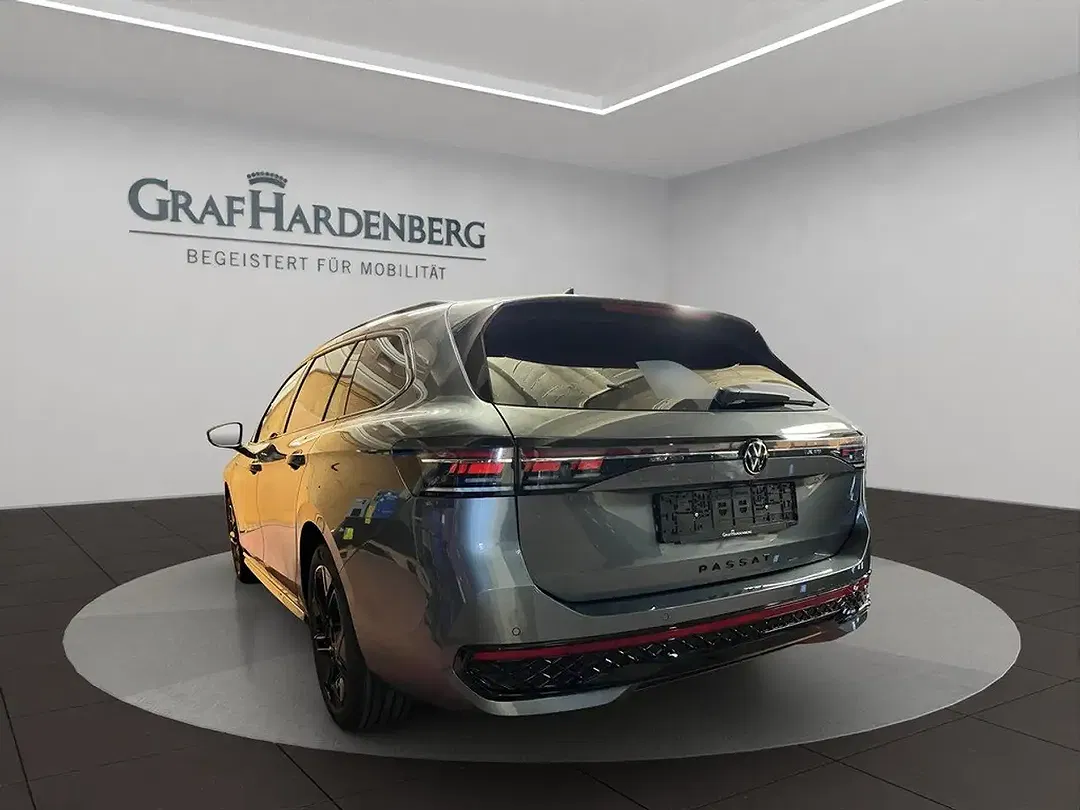 Volkswagen Passat 1.5 eHybrid DSG R-Line - Thumbnail 3