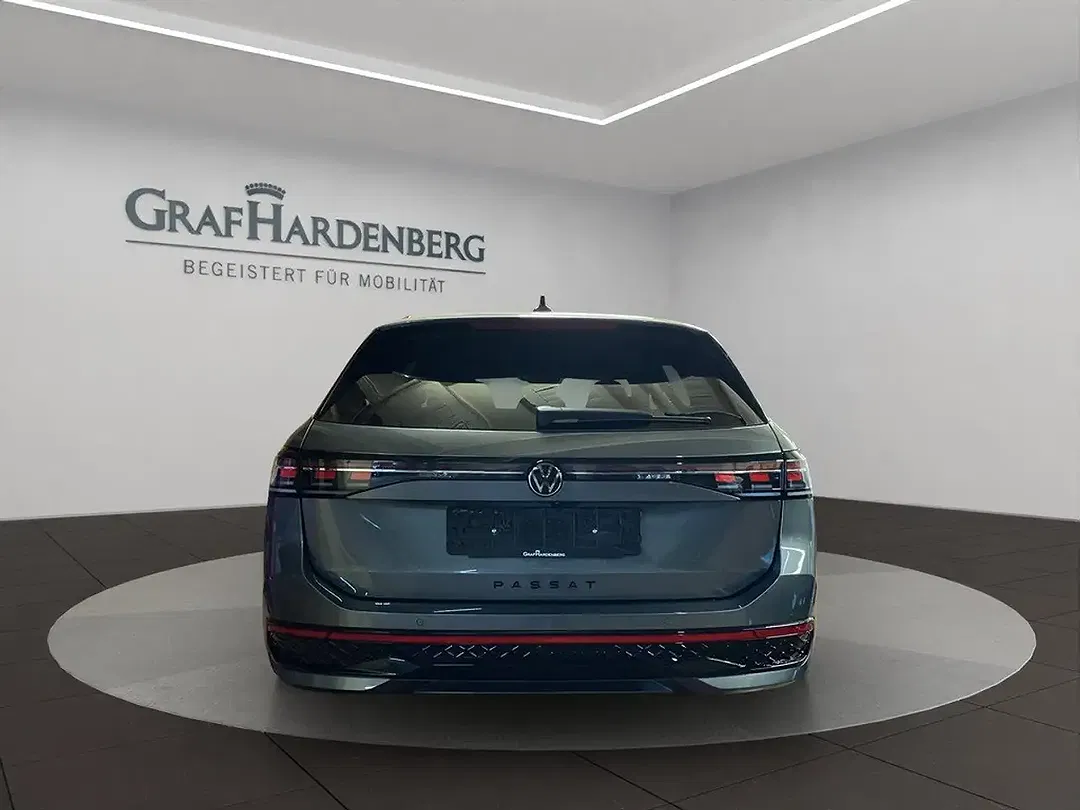 Volkswagen Passat 1.5 eHybrid DSG R-Line - Thumbnail 4