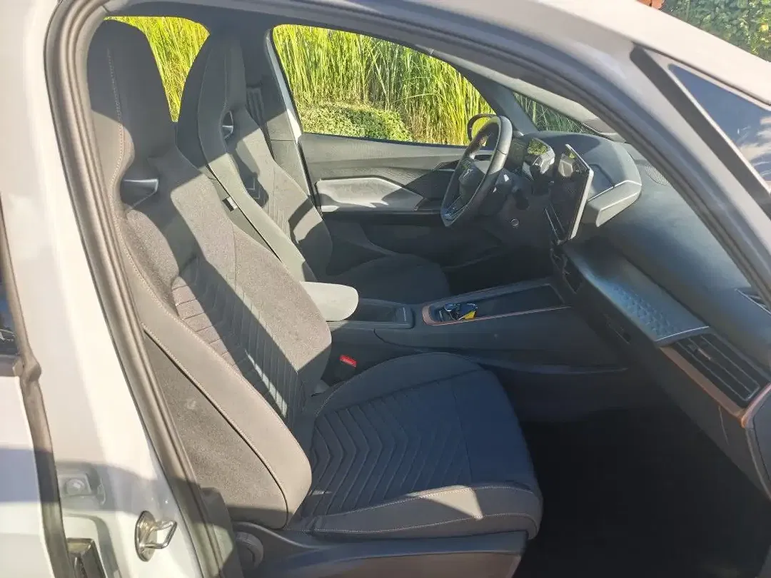 CUPRA Born - Thumbnail 8