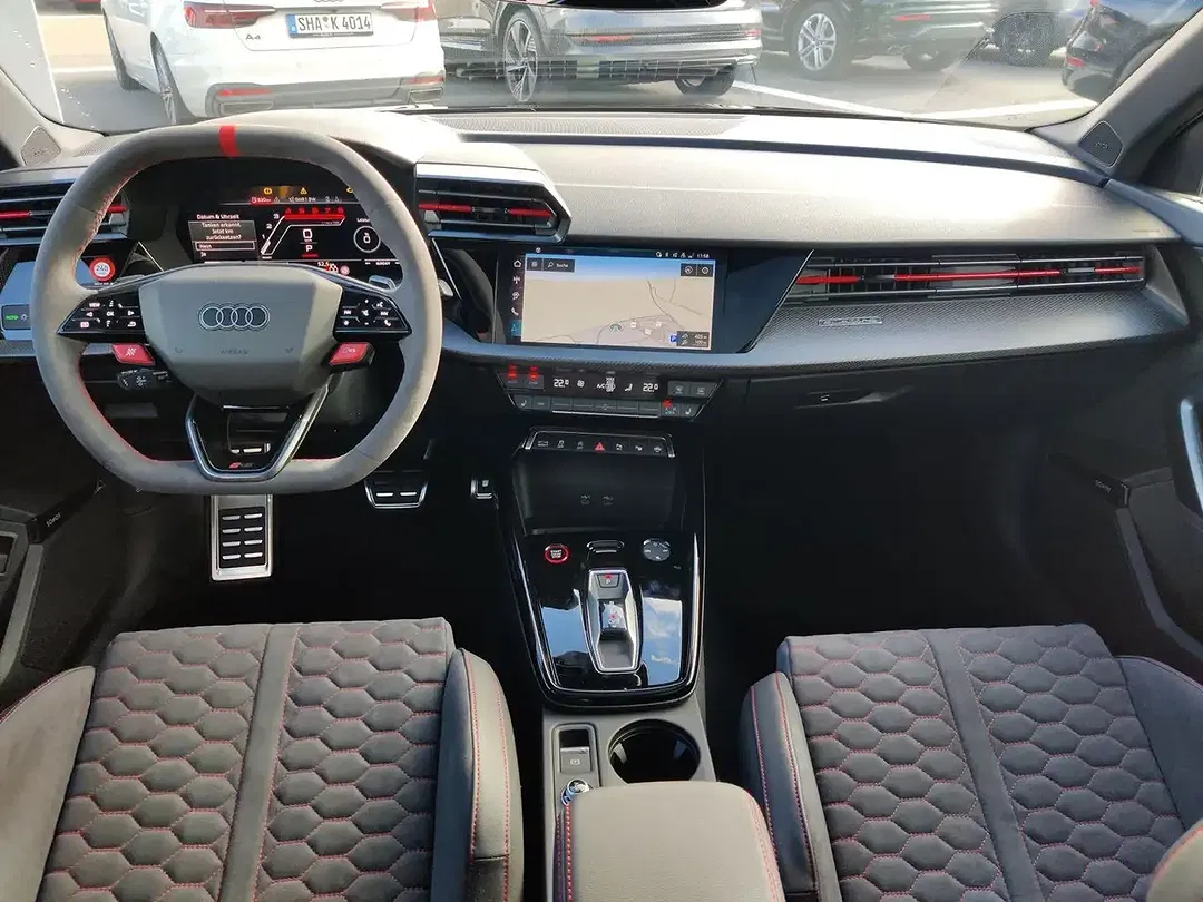 Audi RS3 2.5 TFSI S tronic RS - Thumbnail 9