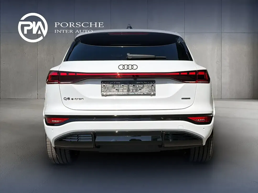 Audi Q6 e-tron quattro - Thumbnail 5