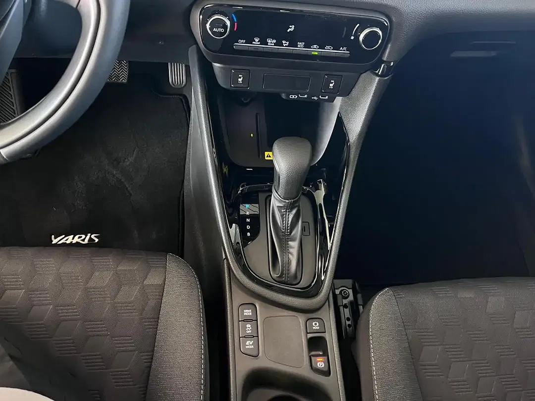 Toyota Yaris 1.5 VVT-i Hybrid Teamplayer - Thumbnail 6