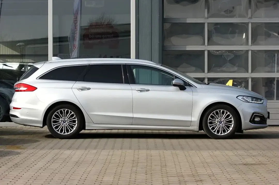 Ford Mondeo 2.0 EcoBlue AUT Titanium - Thumbnail 8