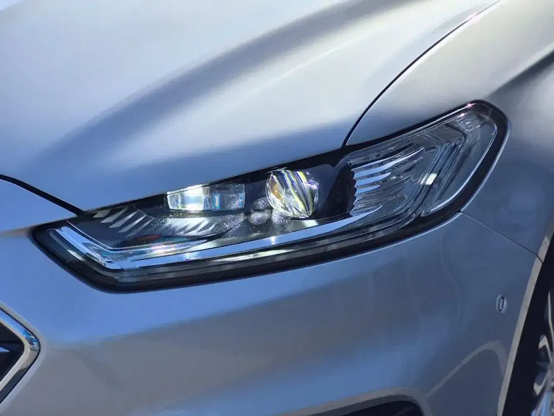 Ford Mondeo 2.0 EcoBlue AUT Titanium - Thumbnail 9