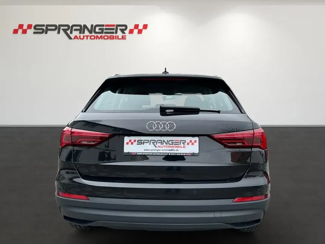 Audi Q3 45 TFSI PHEV Base - Thumbnail 6