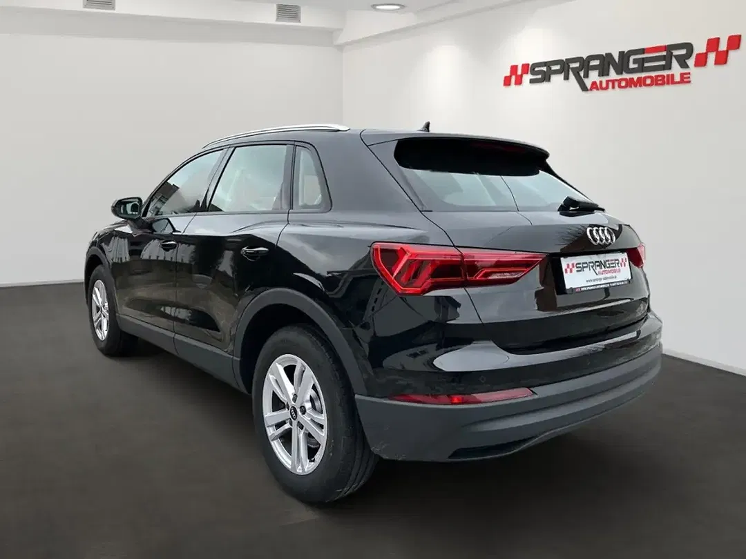 Audi Q3 45 TFSI PHEV Base - Thumbnail 7