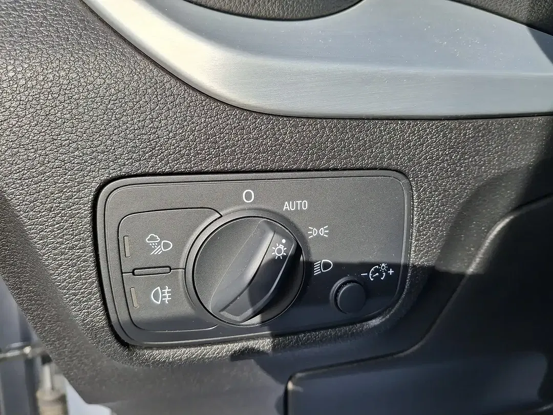 Audi Q2 - Thumbnail 10