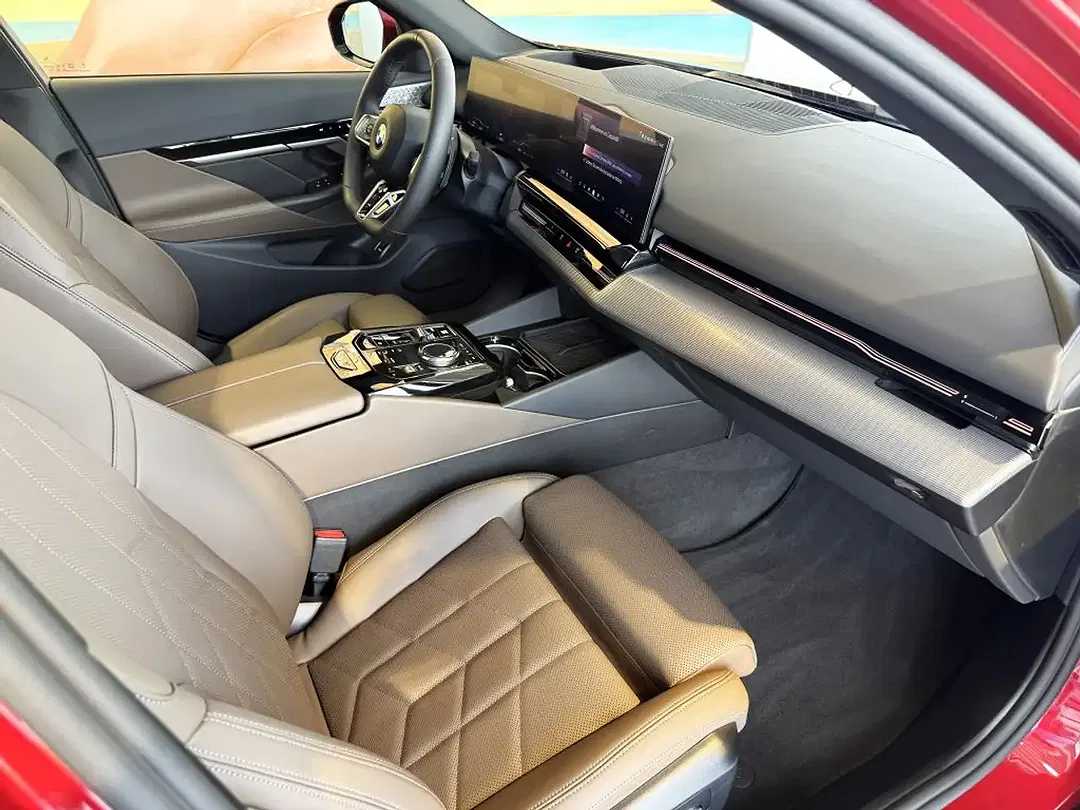 BMW 540 M Touring - Thumbnail 36