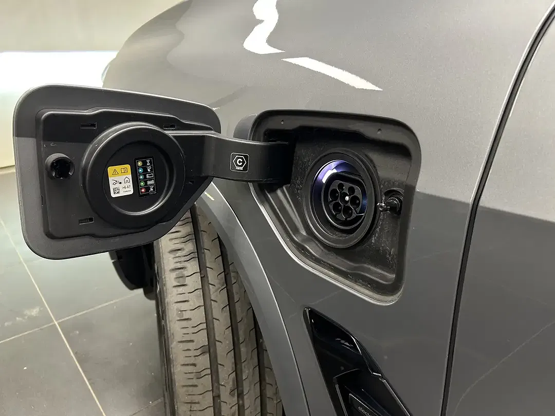 BMW X5 xDrive M Pro - Thumbnail 11
