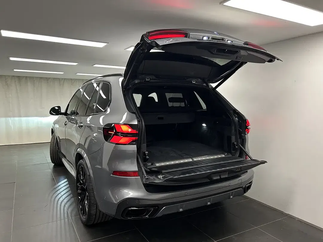 BMW X5 xDrive M Pro - Thumbnail 15