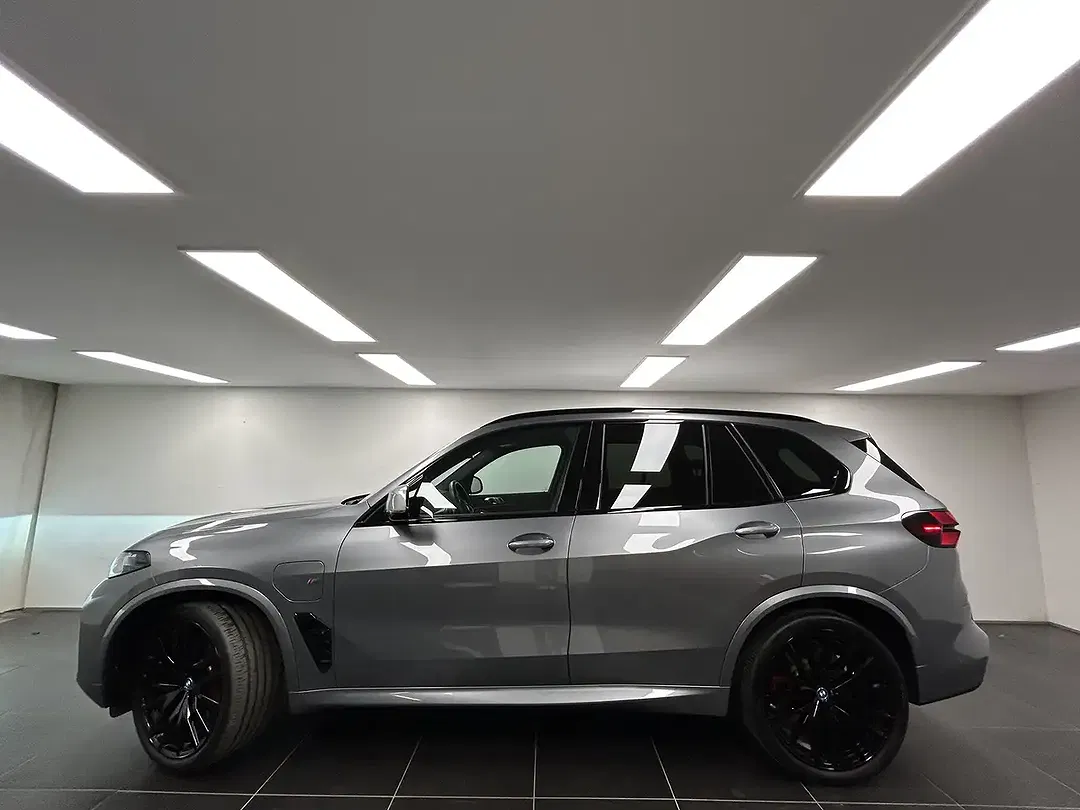 BMW X5 xDrive M Pro - Thumbnail 2