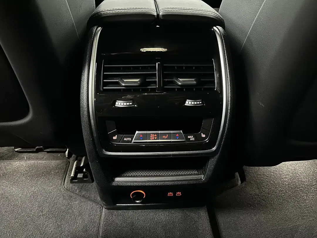 BMW X5 xDrive M Pro - Thumbnail 24