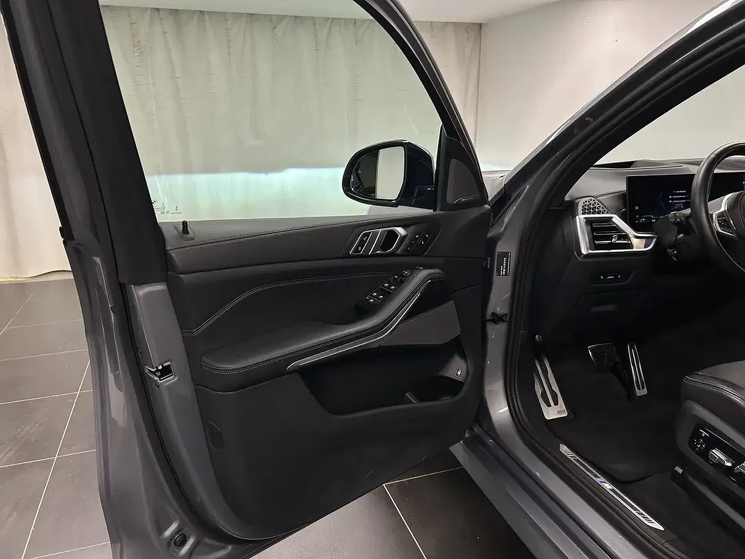 BMW X5 xDrive M Pro - Thumbnail 36