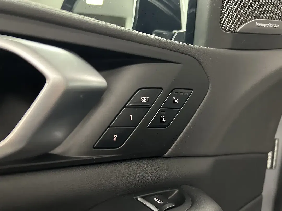 BMW X5 xDrive M Pro - Thumbnail 38