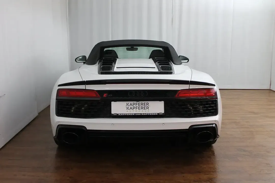Audi R8 V10 quattro performance - Thumbnail 3