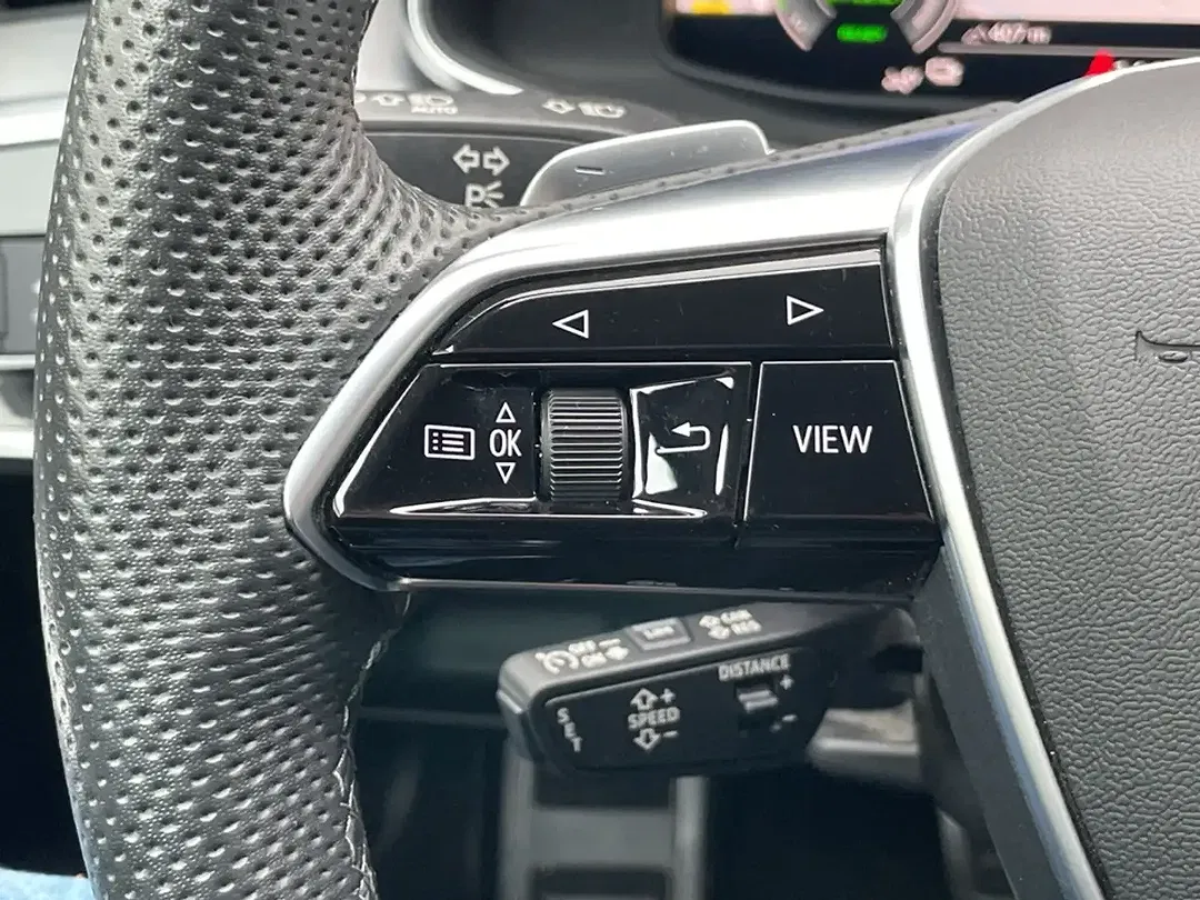 Audi A6 55 TFSI e quattro Avant S line - Thumbnail 12