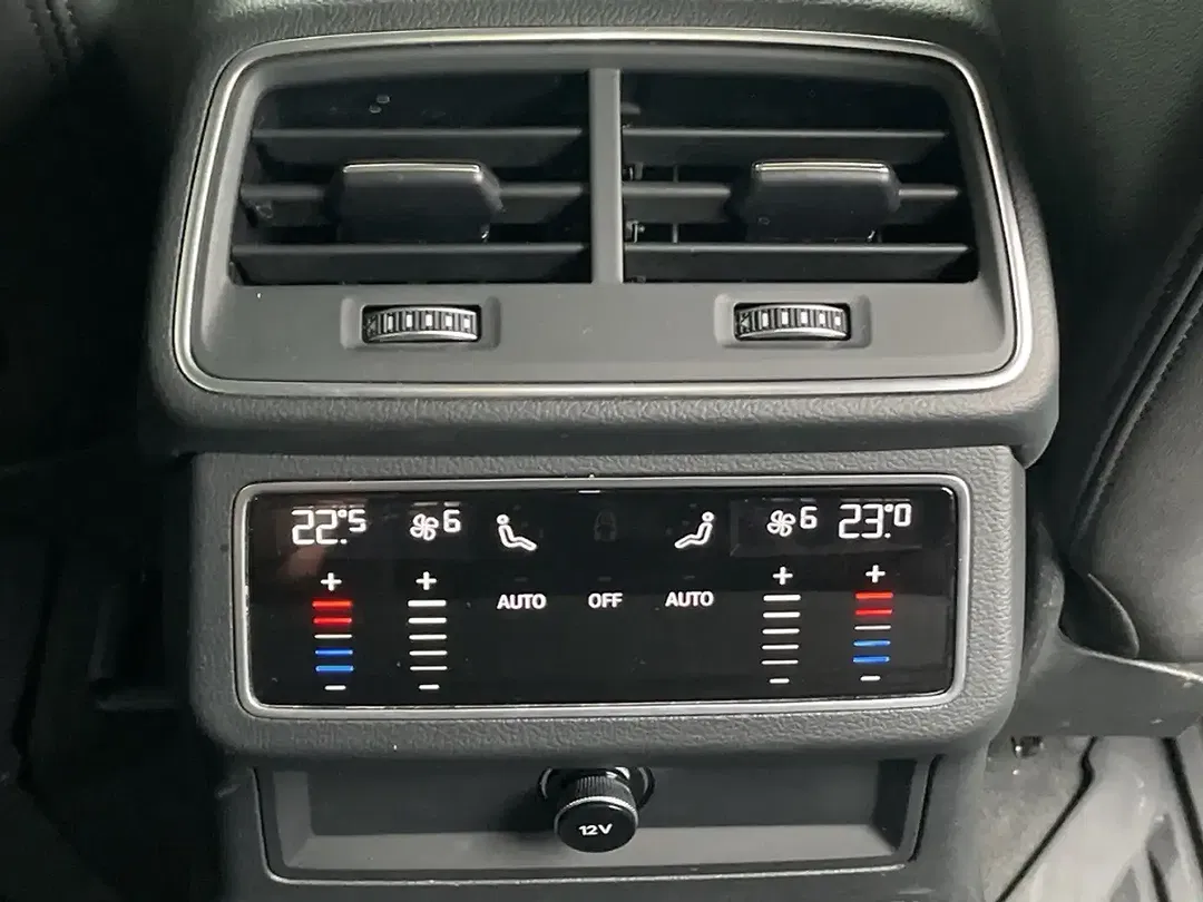 Audi A6 55 TFSI e quattro Avant S line - Thumbnail 23