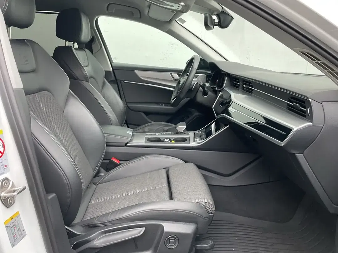 Audi A6 55 TFSI e quattro Avant S line - Thumbnail 8