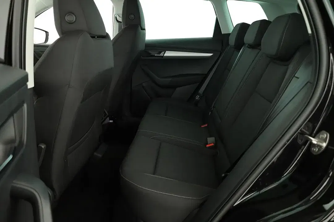 Skoda Karoq 2.0 TDI DSG 4x4 Selection - Thumbnail 12