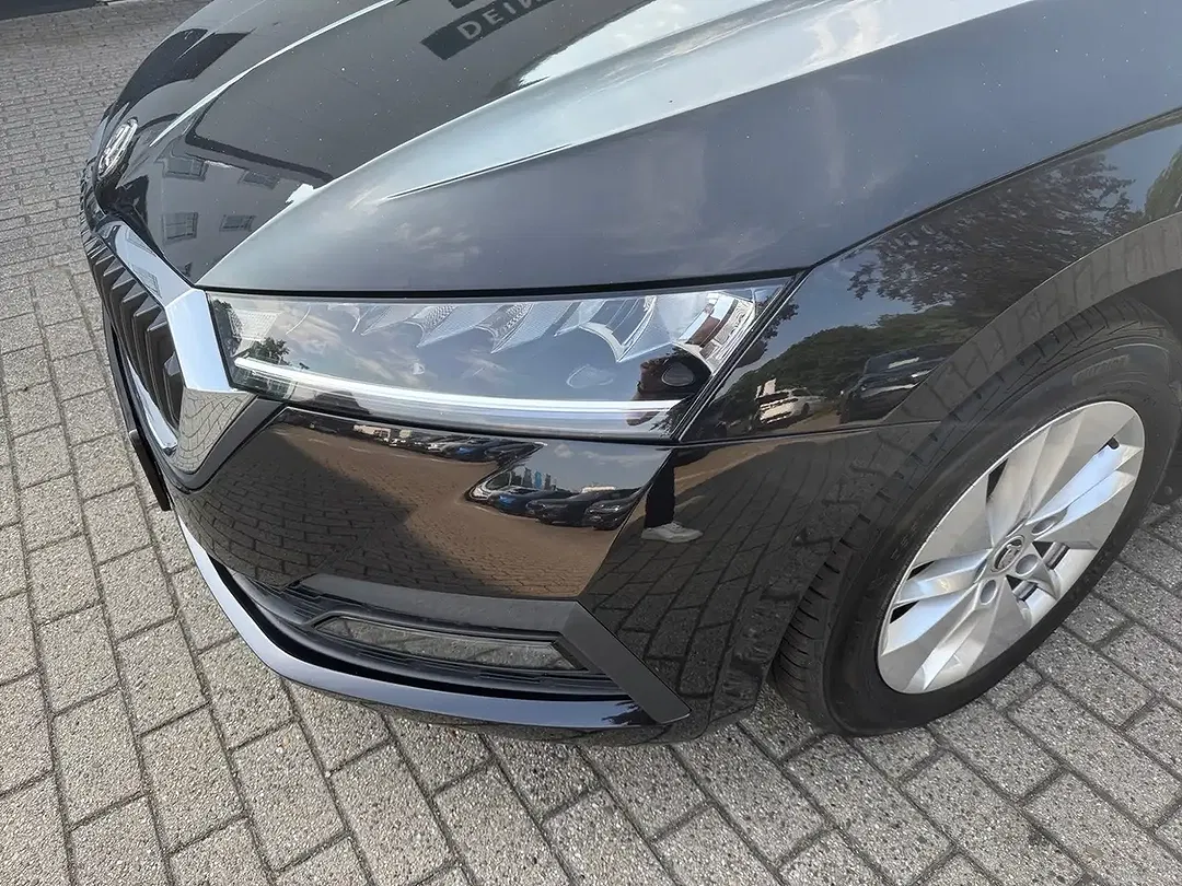 Skoda Octavia 2.0 TDI DSG Combi - Thumbnail 4