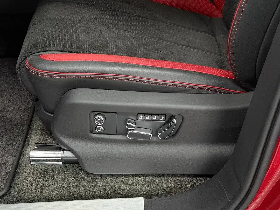 Bentley Bentayga 4.0 V8 S - foto 15