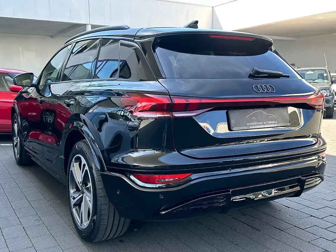 Audi SQ6 e-tron quattro - Thumbnail 3