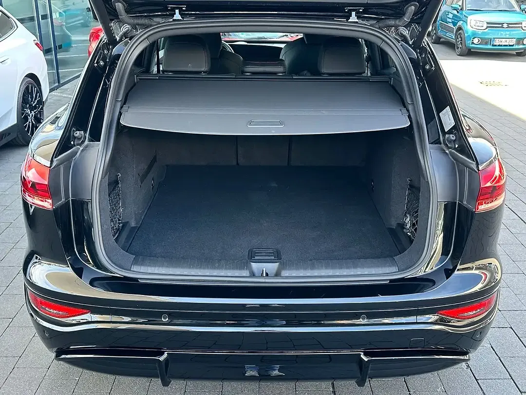 Audi SQ6 e-tron quattro - Thumbnail 8