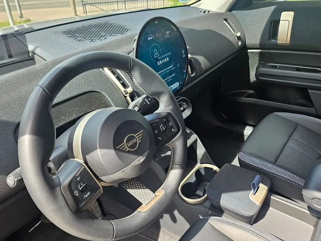 MINI Cooper Countryman C - Thumbnail 10
