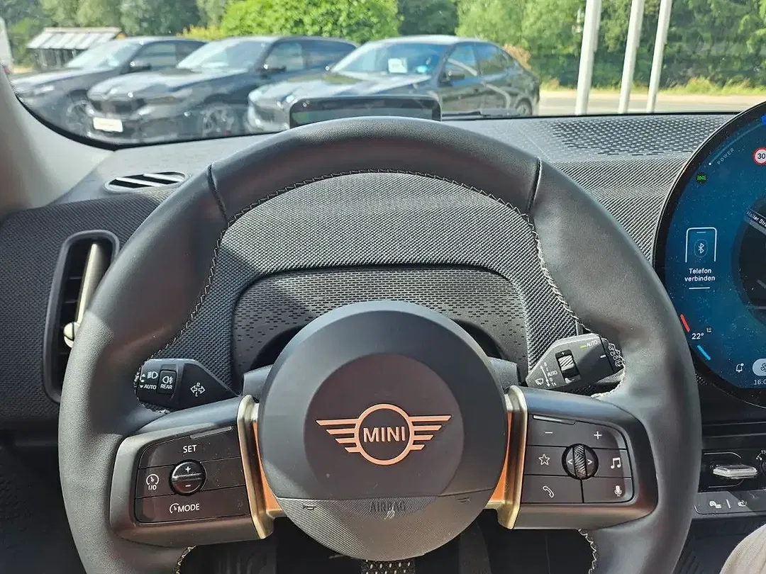 MINI Cooper Countryman C - Thumbnail 11