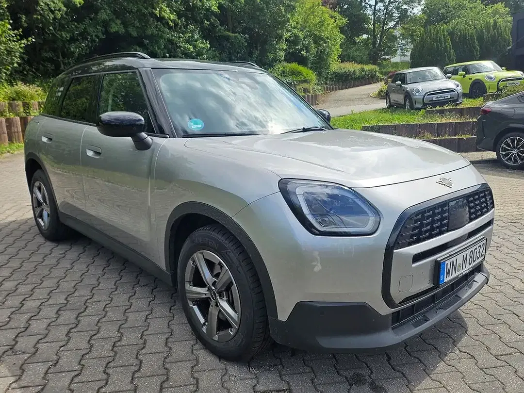 MINI Cooper Countryman C - Thumbnail 3
