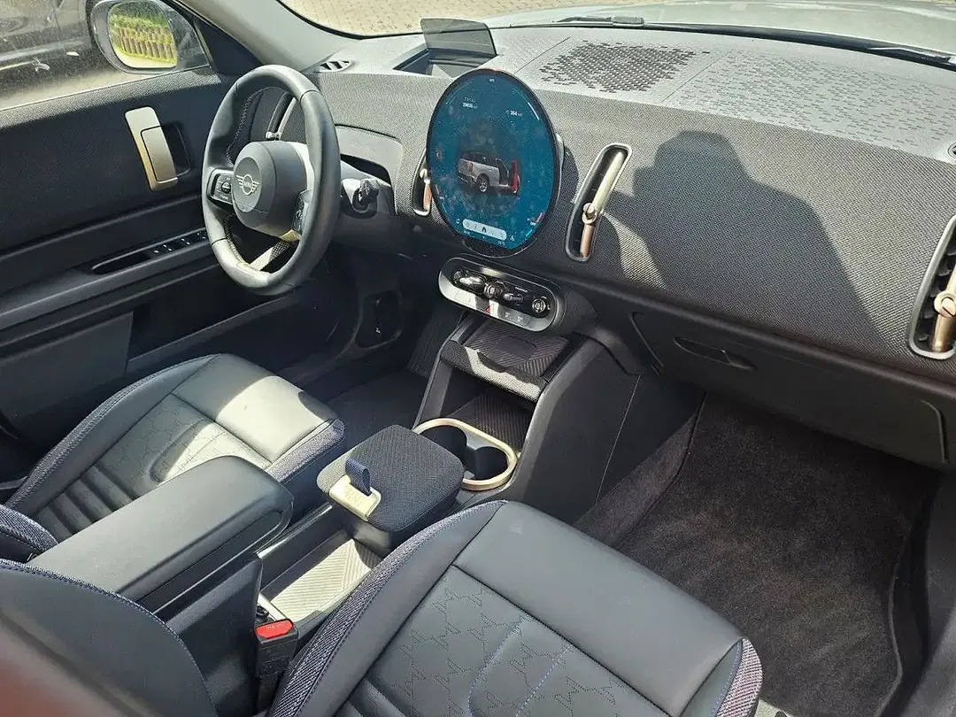 MINI Cooper Countryman C - Thumbnail 7