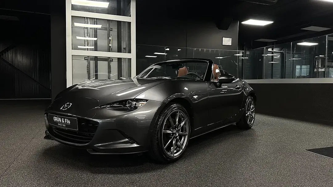 Mazda MX-5 SKYACTIV-G Kazari - Thumbnail 3