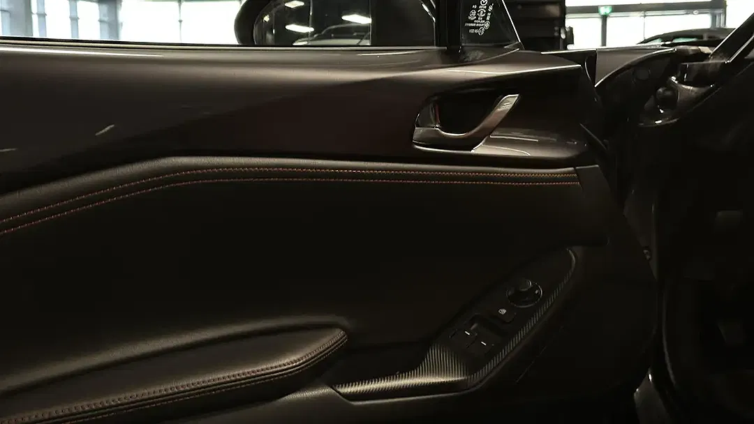 Mazda MX-5 SKYACTIV-G Kazari - Thumbnail 9