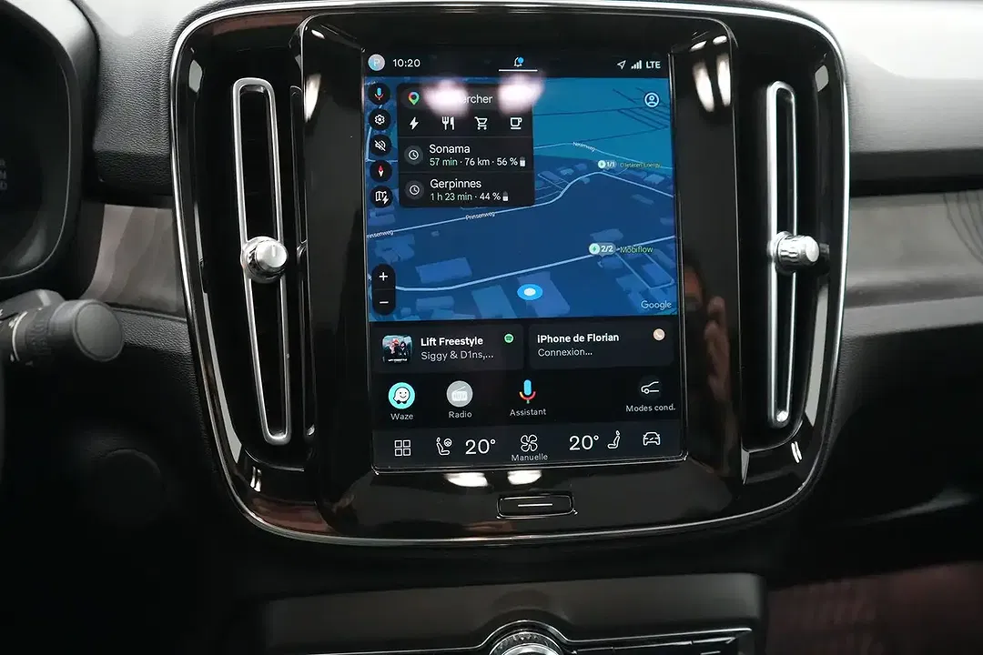 Volvo C40 Recharge Plus - Thumbnail 8