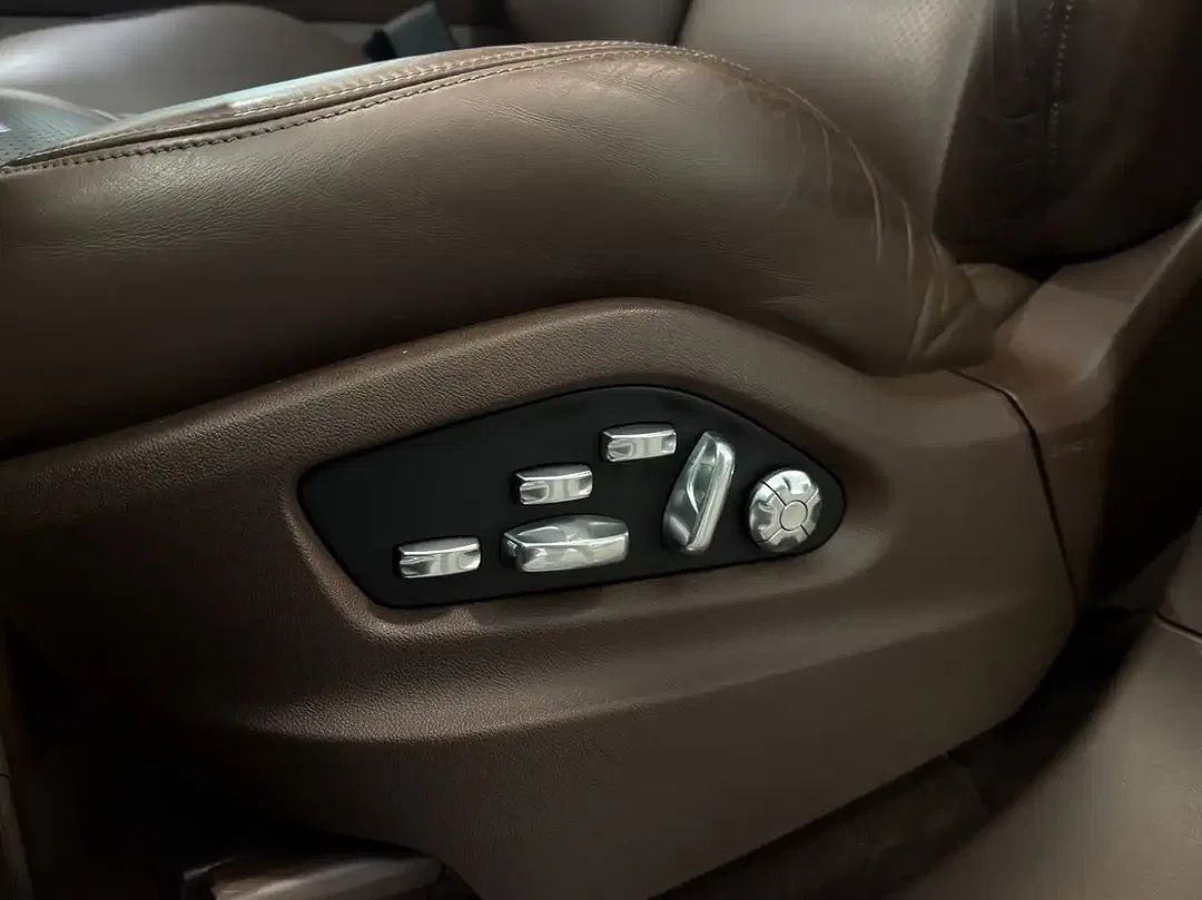 Porsche Cayenne V6 Coupe - Thumbnail 11