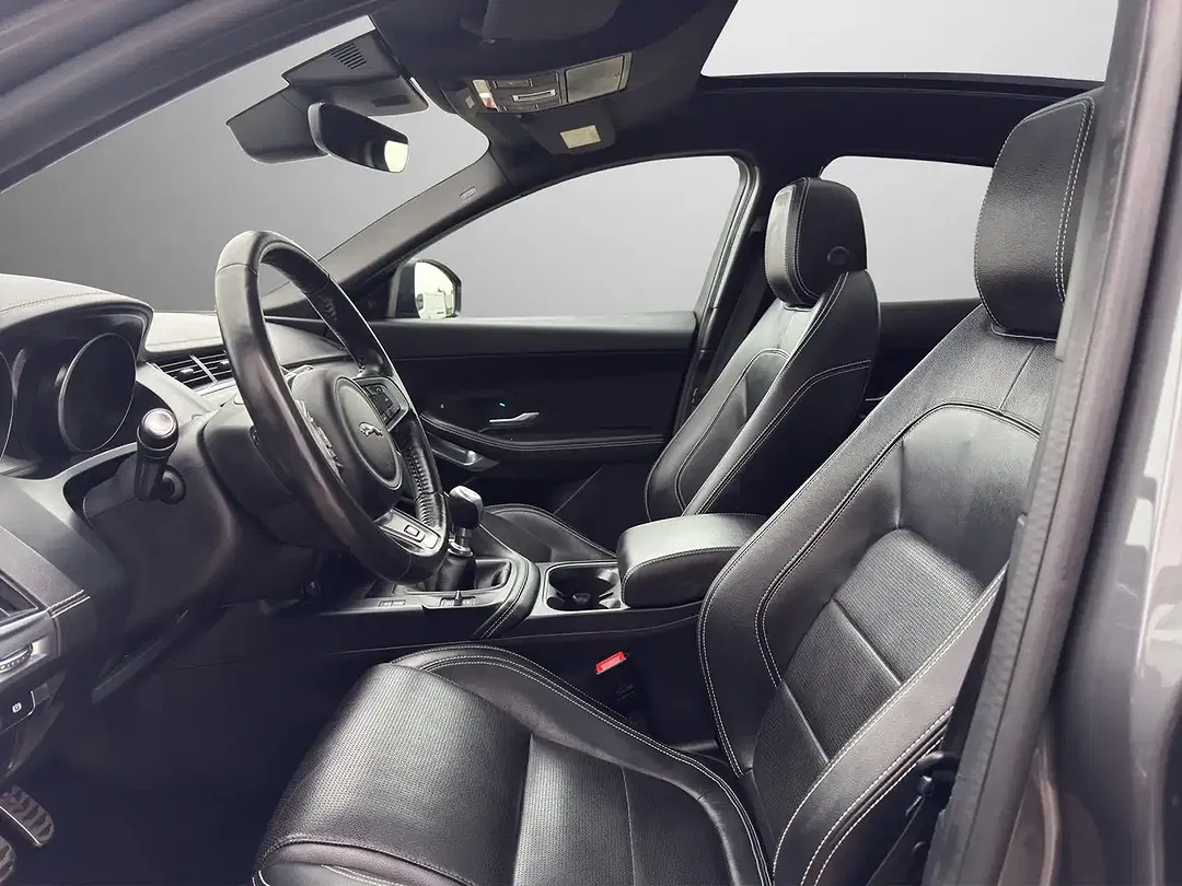 Jaguar E-Pace D150 R-Dynamic S - Thumbnail 11