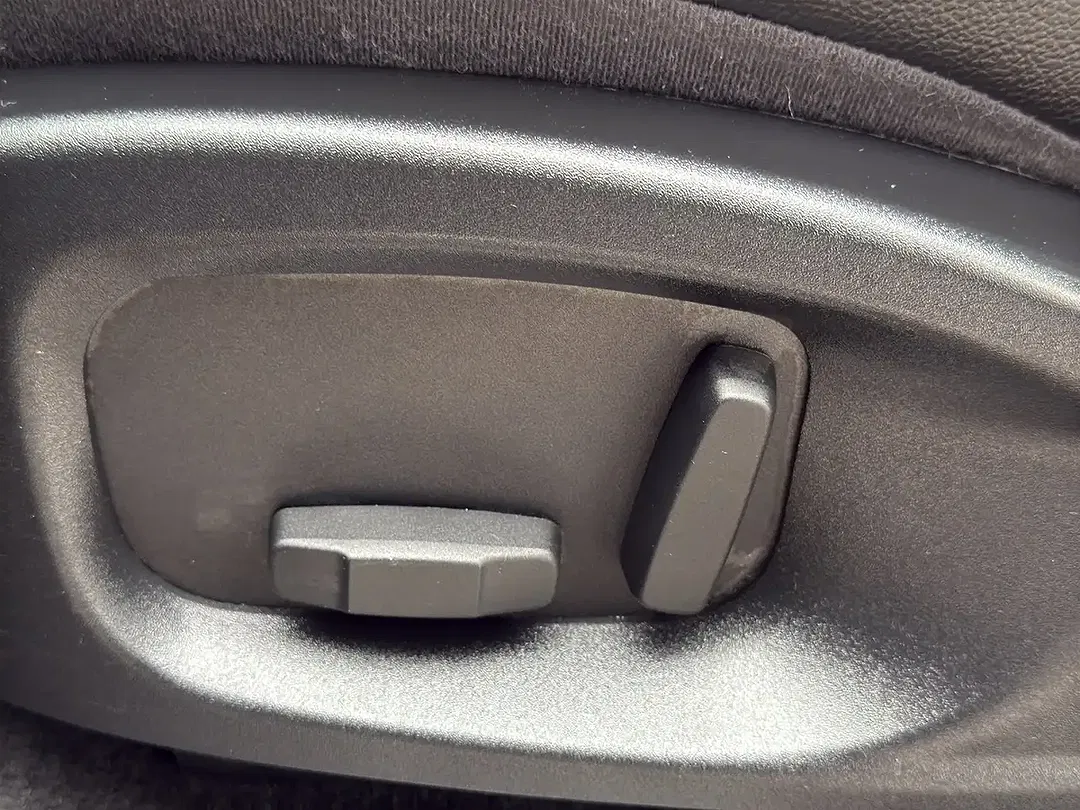 Jaguar E-Pace D150 R-Dynamic S - Thumbnail 12