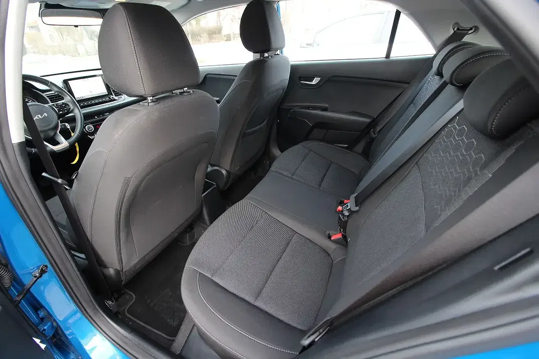 Kia Rio - Thumbnail 12